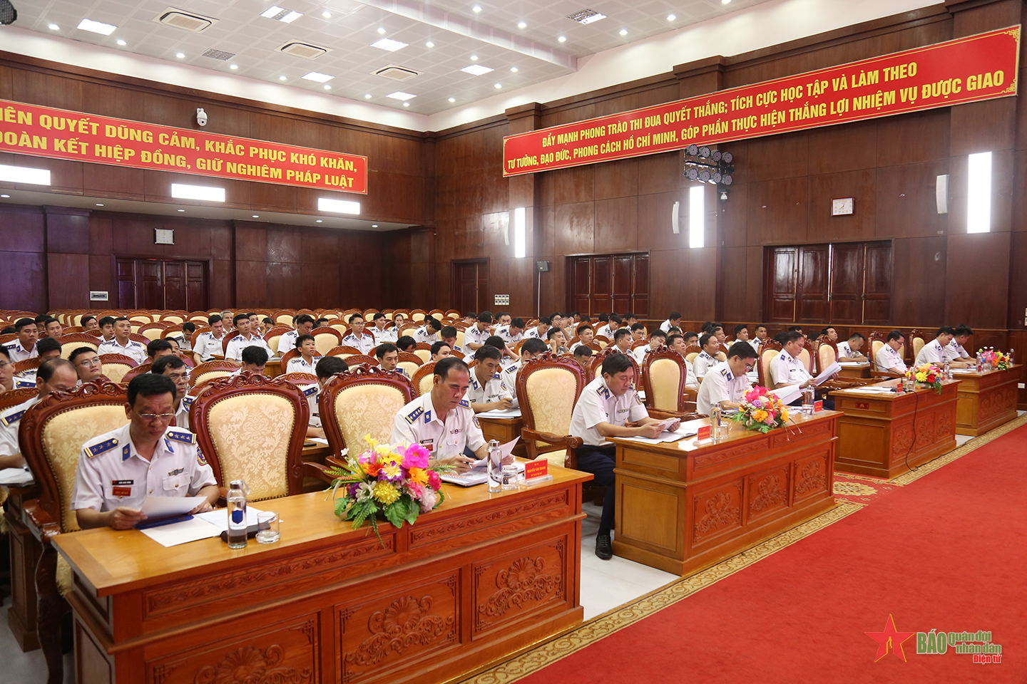 Đưa Luật Cảnh sát biển vào cuộc sống